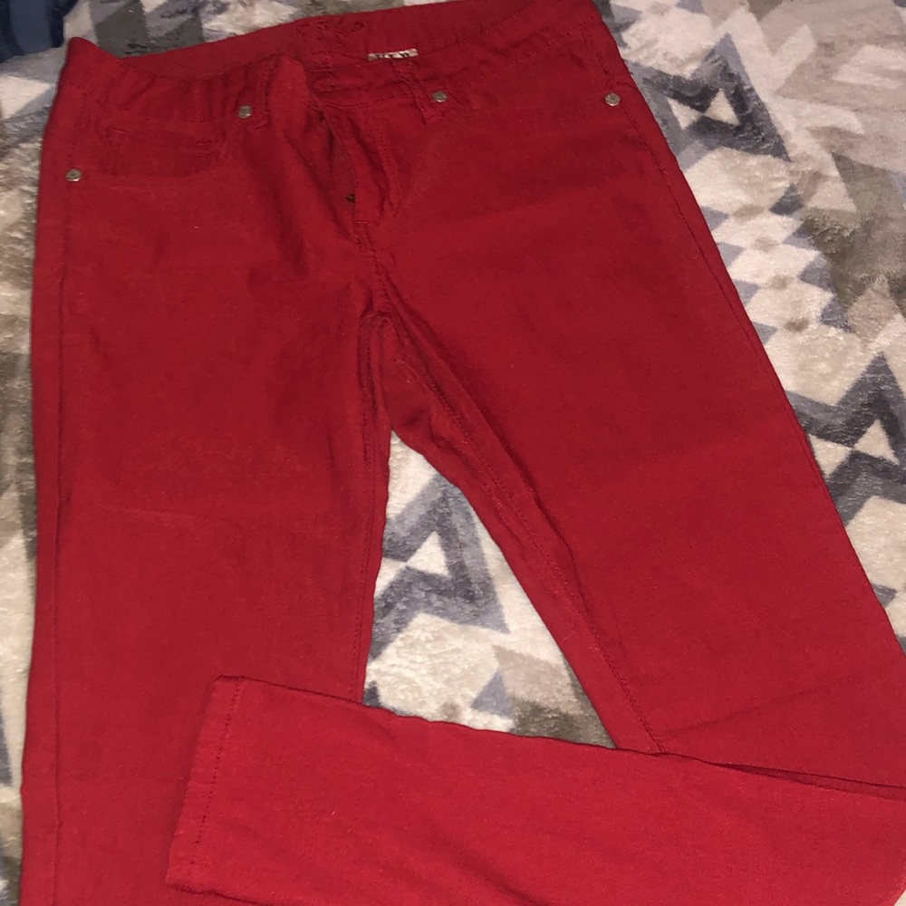 Burgundy skinny jeans
